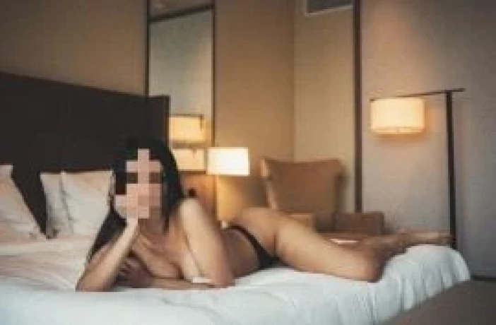 Adella.20