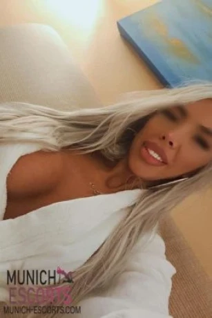Ofeliya