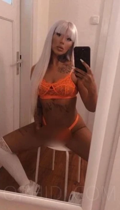 NEU - deutsche Sarah