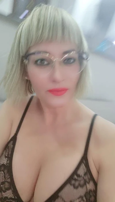 Anabeel Sexy