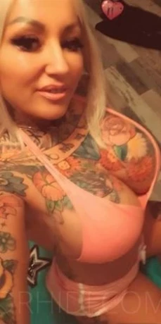 Tattoomodel Gina blond P*rno