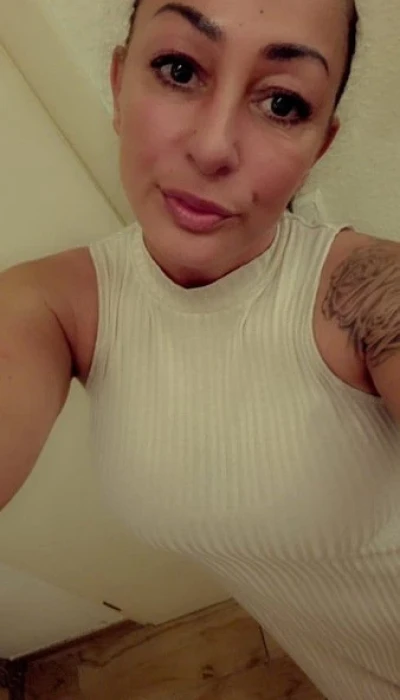 Curvy Sunny