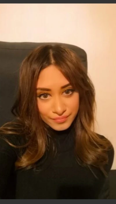 Hot Alyssa