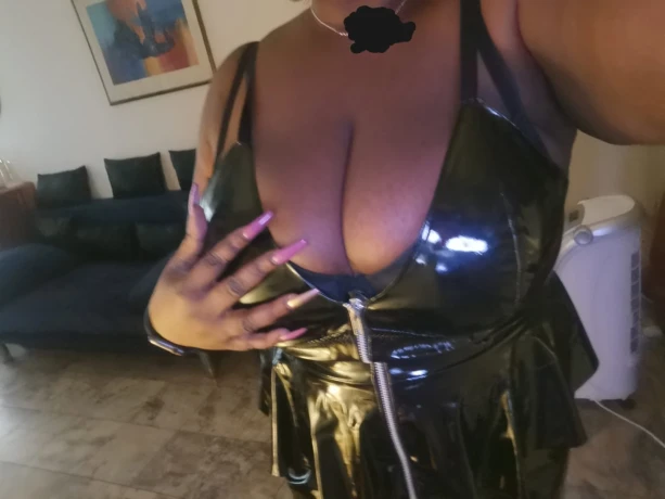 Lady Melody Pure Domina