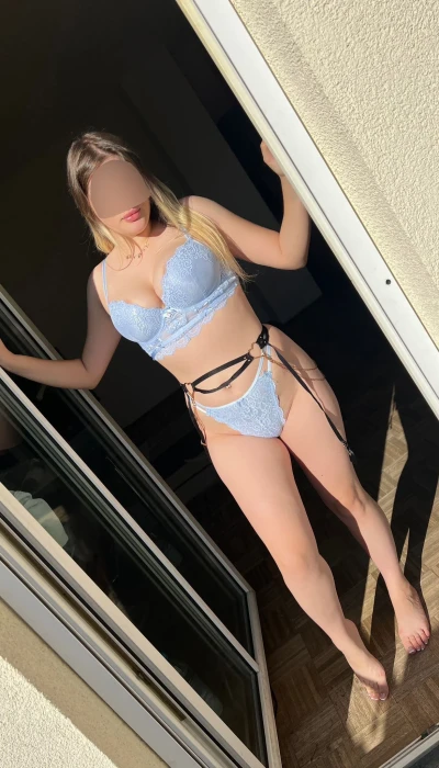 Wet Jasmin