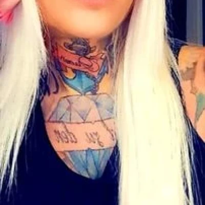 Tattoomodel Gina blond P*rno