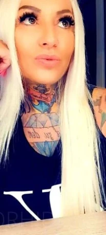 Tattoomodel Gina blond P*rno