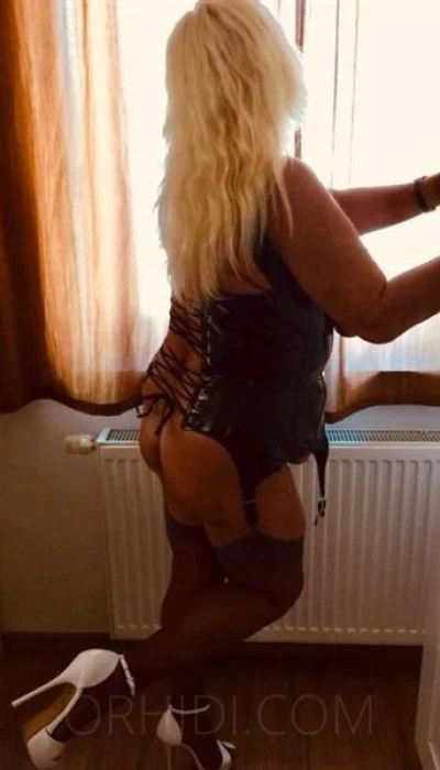 Deutsche Larizza, KS privat