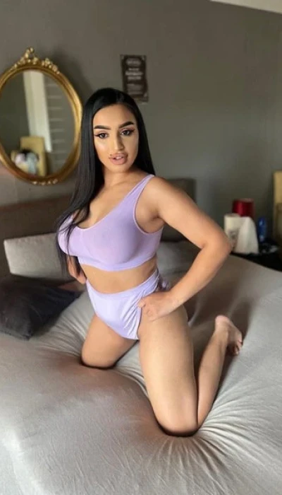 Yasmina Topservice