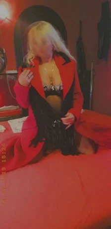 Claudia Laton
