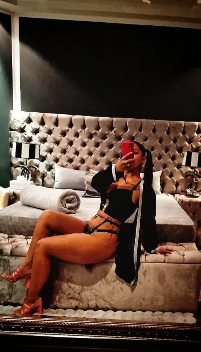 Kassandra Avdt Queen