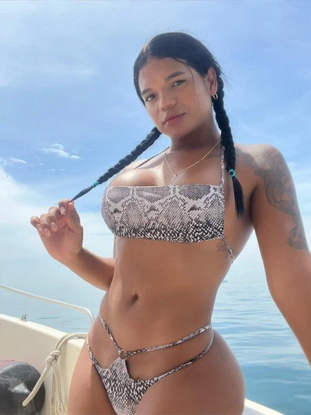 Ts Valeria2