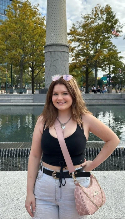 Lora