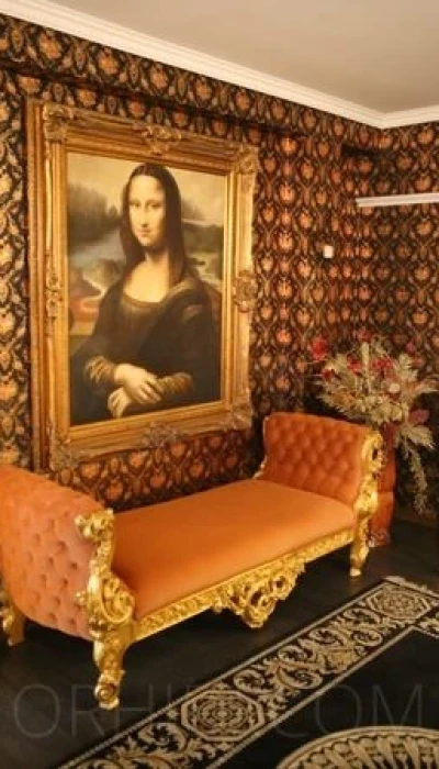 FRANZIS VILLA POMPÖS