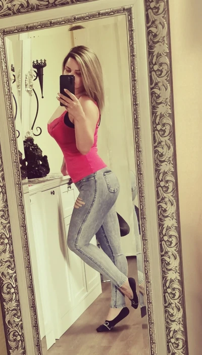 Nicole Aus Lettland