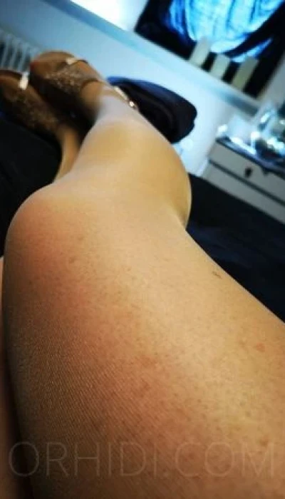 DEUTSCHE MASSEUSE - ZARTE & INTIME MASSAGEN