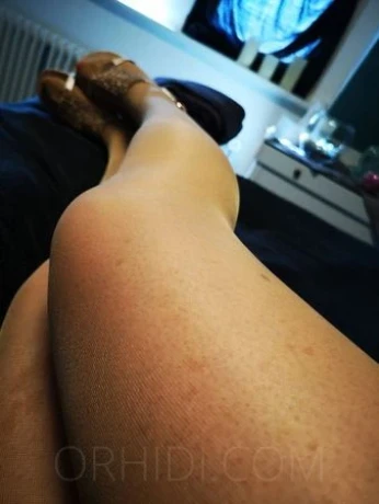 DEUTSCHE MASSEUSE - ZARTE & INTIME MASSAGEN