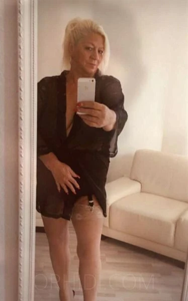 Deutsche Larizza, KS privat