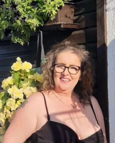 Sara Premiere