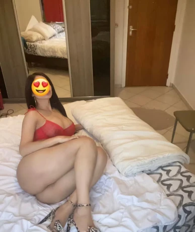 Lia Sexy Latina Neu