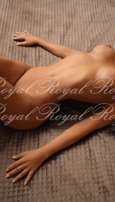 Sofie Im Royal