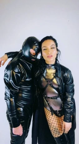 Mistress Komplizin Cloe