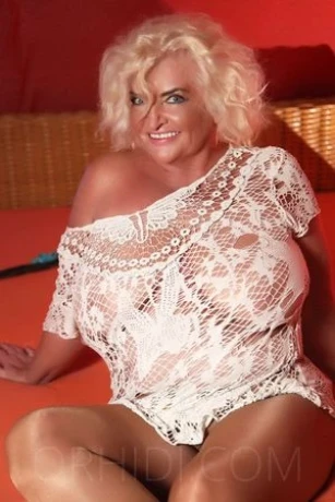 Barbara- Neu 1.Mal hier!