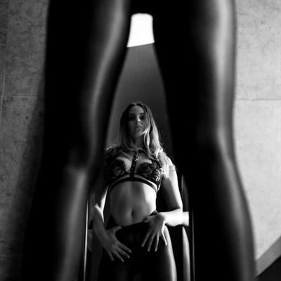DOMINA LADY LARA