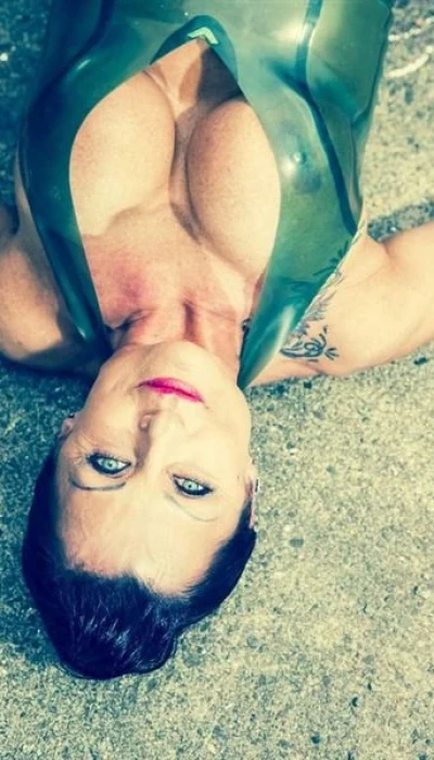 Deutsche Sonja - Sq**rt & DT Milf *Tel+Cam-Erotik*