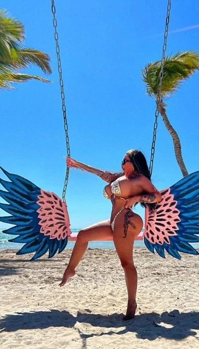Amira