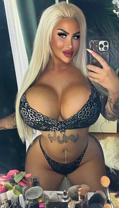 Amira