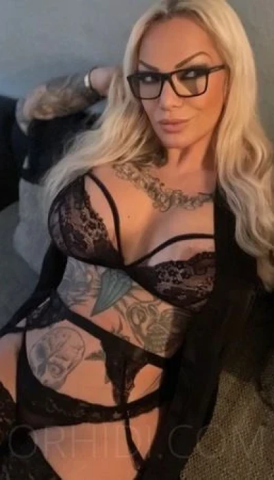 Deutsche Nina Love
