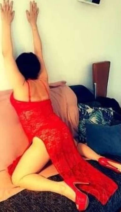 Anna *Brandneu Milf* Nur für eine Woche