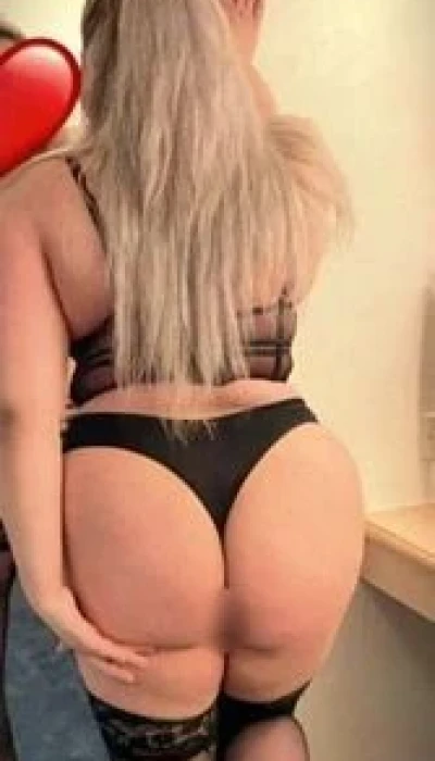 Yanna vollb. Lady