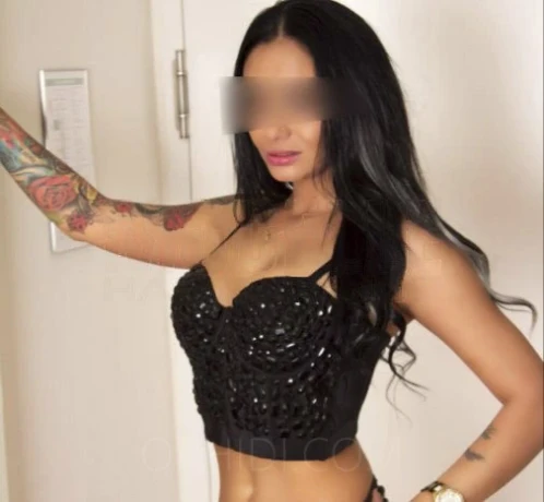 Sexy Isabella