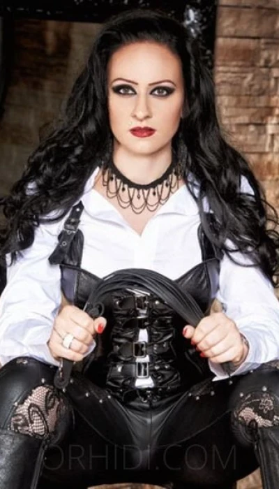 Miss Lana Poison - Domina