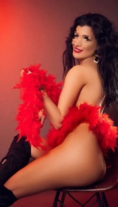 Evelina Anal Konigin
