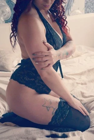 Laura (27)