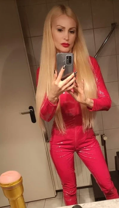 Lady Caroline Verheissungsvoll