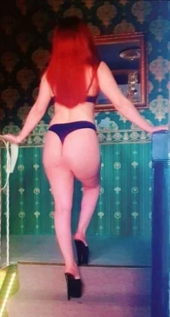 Darina Im Casablanca