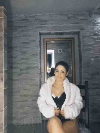 Jazmin - Die Zauberin im Wellness Paradies