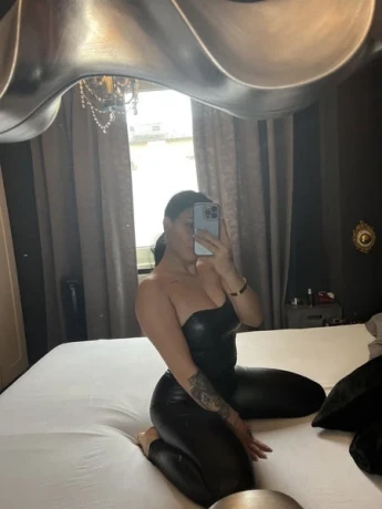 Mistress  Mel