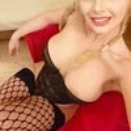 Maja Im Lamour Suite