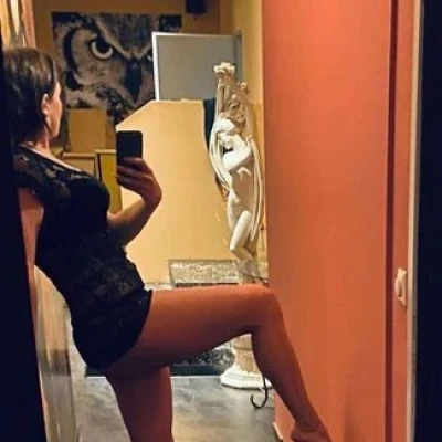 Sofia im Massage Studio