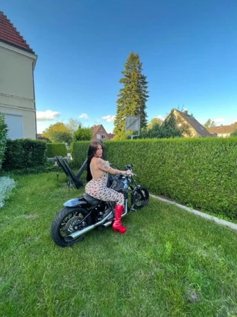 Ts Angela Fox