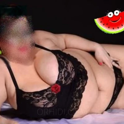 HAUSFRAU  XXL