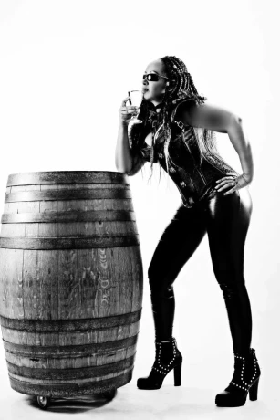 Jessi Domina Bis Zart