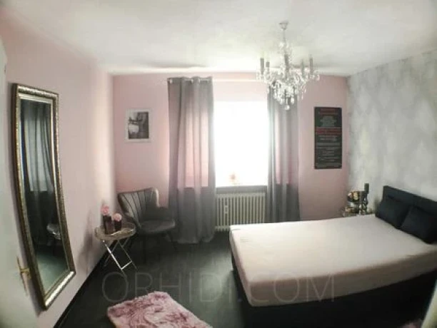 Sonjas Girls - *Privathaus kein Club*