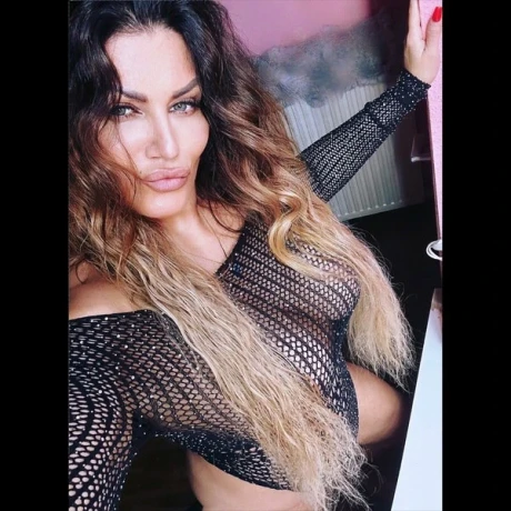 Lady Aylin Köln