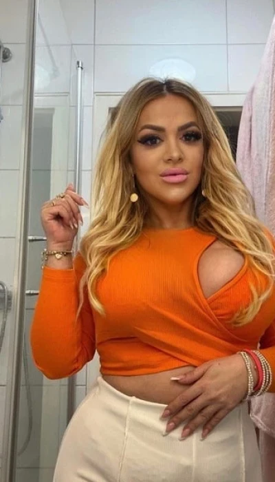 Karina 140m Aus Italien